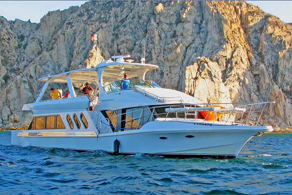 72' Luxury Boat Charter